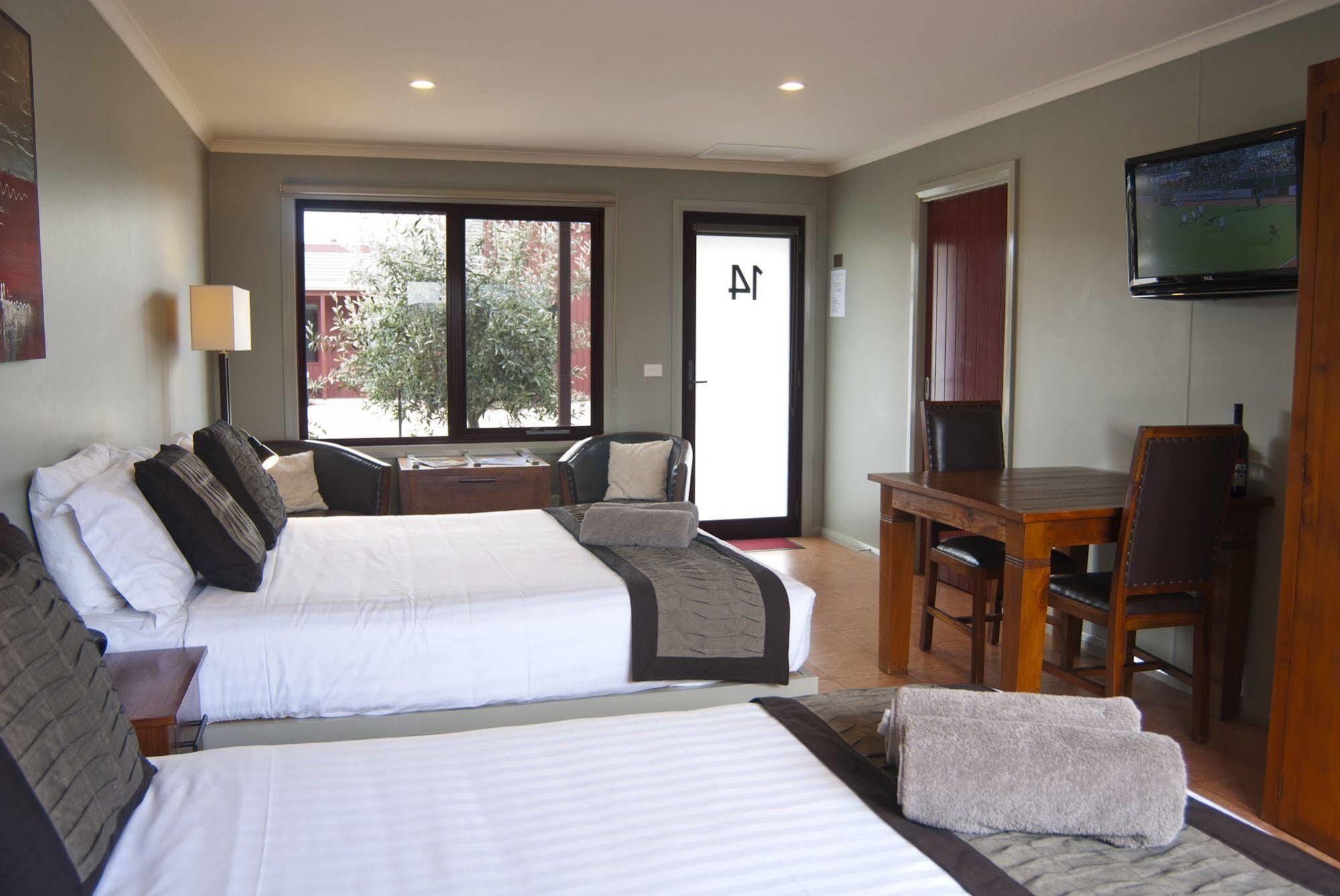 Bairnsdale Motel מראה חיצוני תמונה